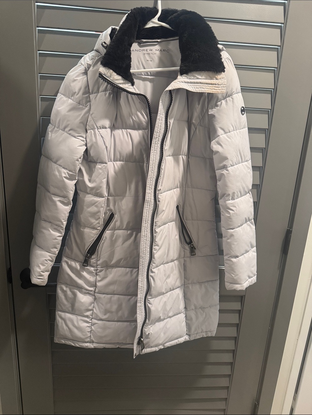 Andrew Marc Stretch Light Gray Faux Fur Trim Puffer Coat Medium